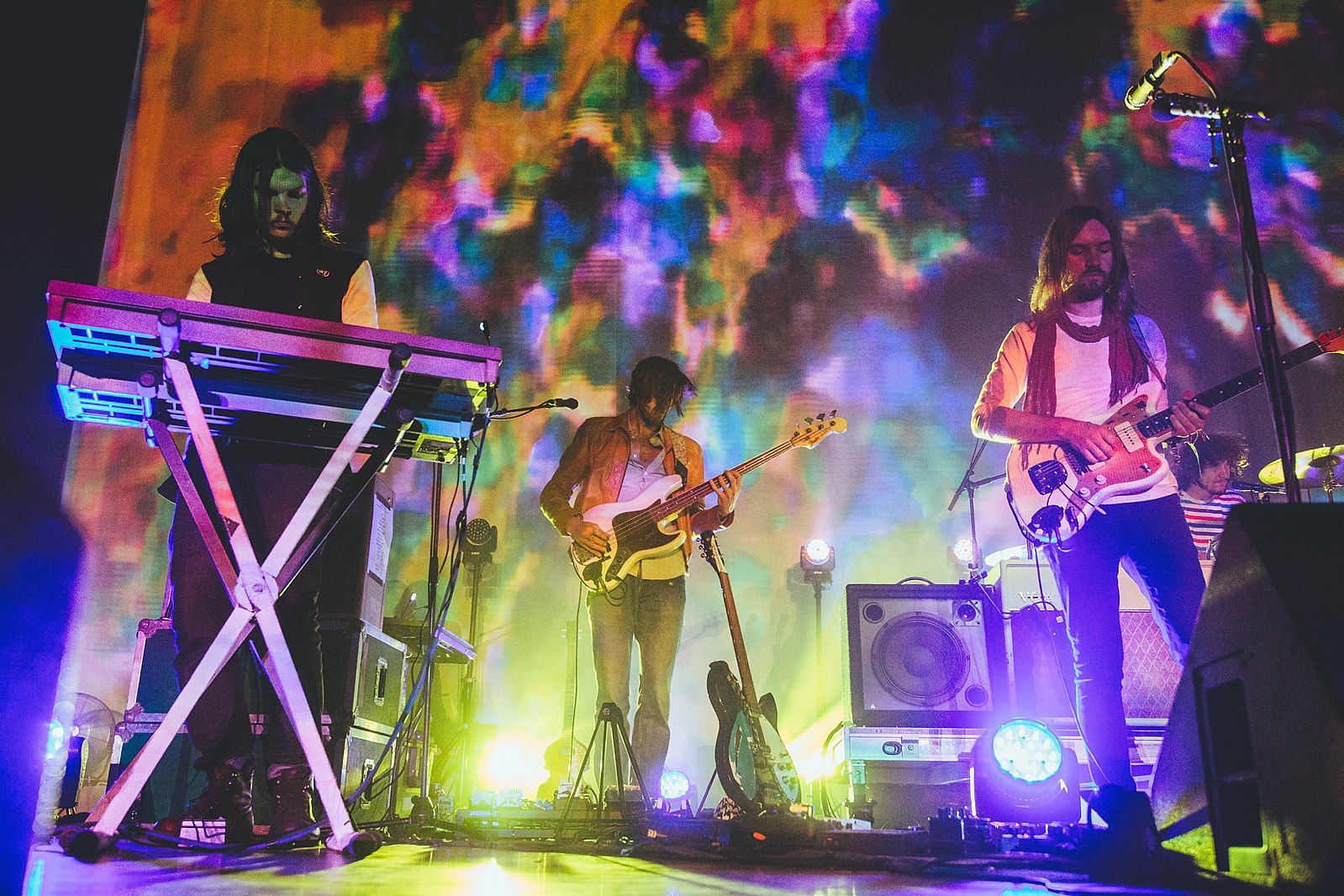 1599px Tame Impala
