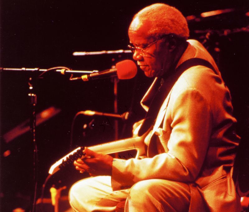 Pops Staples sq800