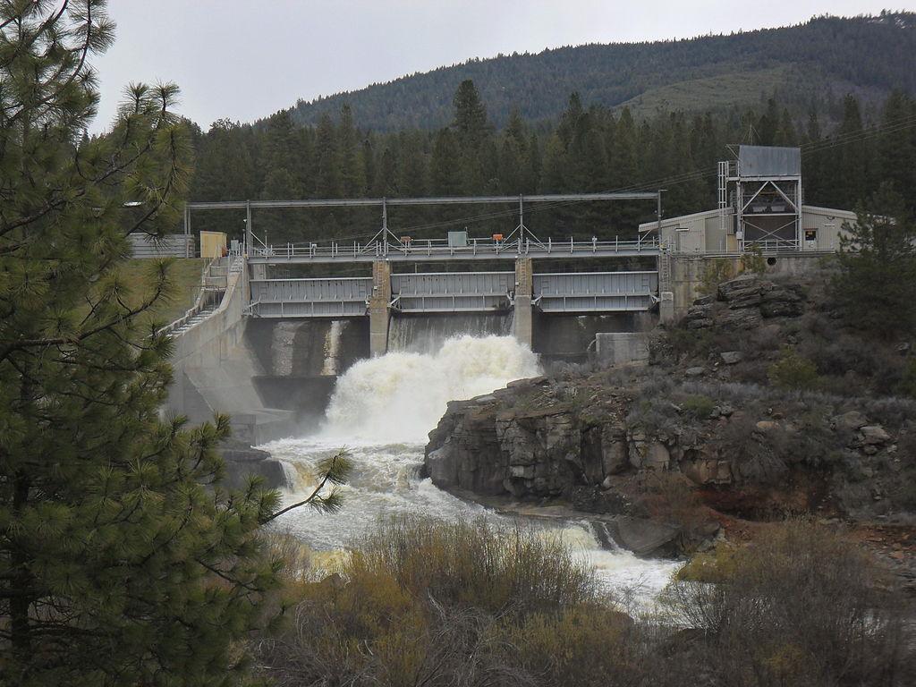 1024px John C Boyle Dam Gates Open