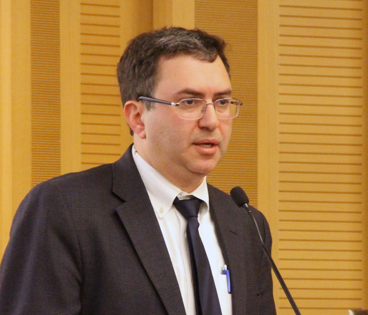 Dr. Joshua Sharfstein cropped